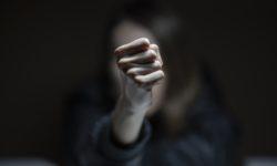Misstrauen Eifersucht Kontrolle