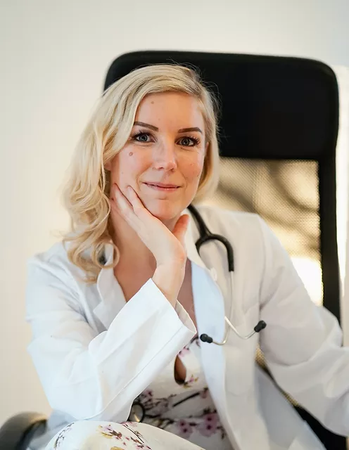 Dr. Simone Koch